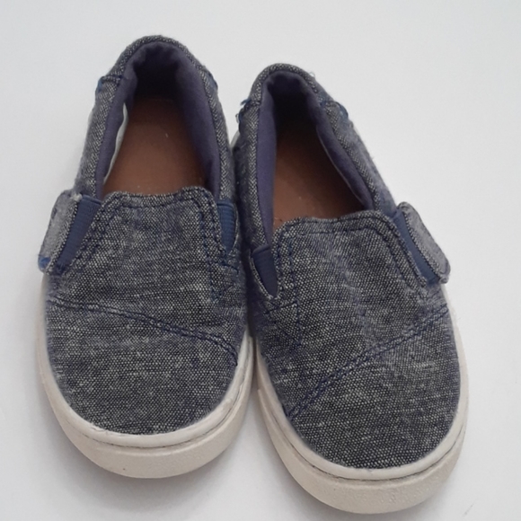 TOMS size 6 - Picture 2 of 4